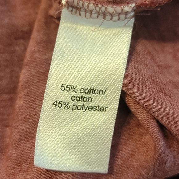 Maroon Rose Gold Heart Tee - Picture 5 of 5